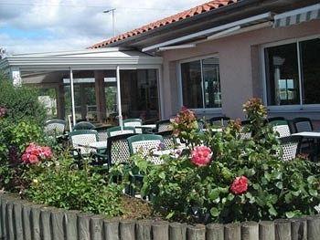 Hotel Le Pairoux Volvic Exteriör bild